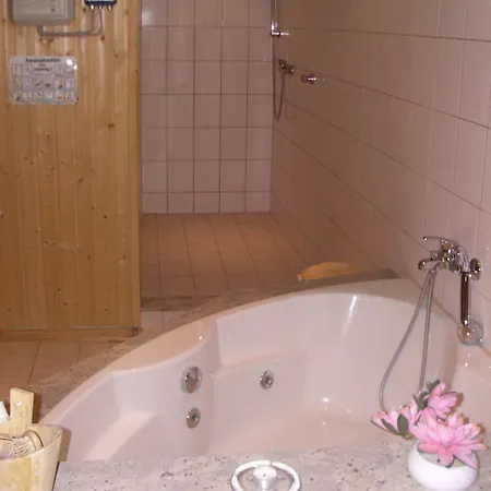 Szálloda Hotel-restaurant Marcus 2*
