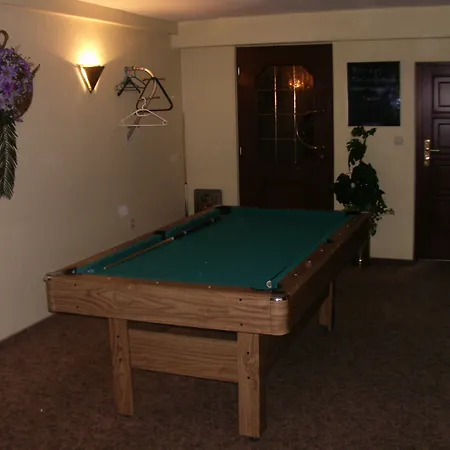 호텔 Hotel-restaurant Marcus 말친