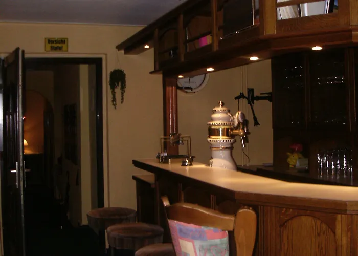 מלון Hotel-restaurant Marcus 2*